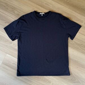Women’s Rag & Bone
Navy Slub Crew Tee
Size: medium